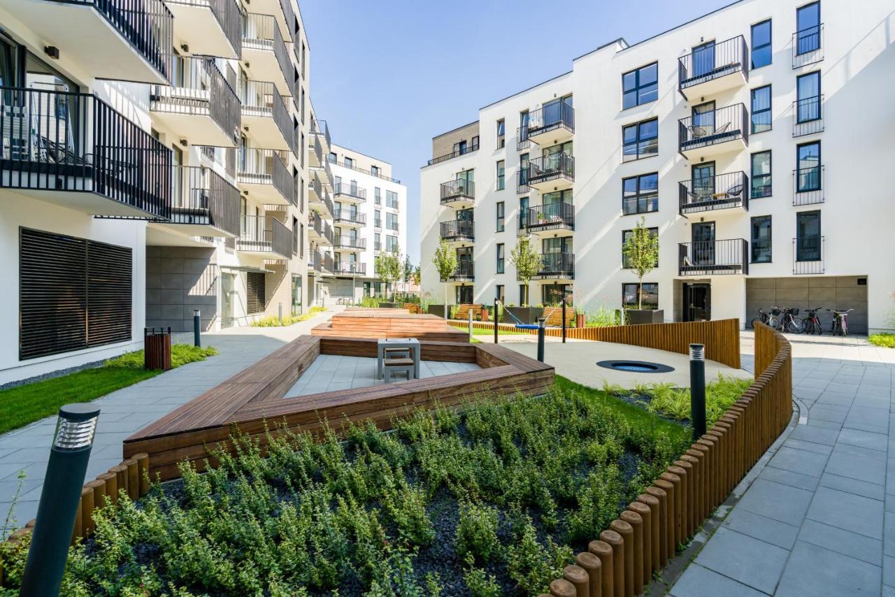 Esencja Apartments With Free Parking Garbary 104 By Noclegi Renters Poznań Exterior foto