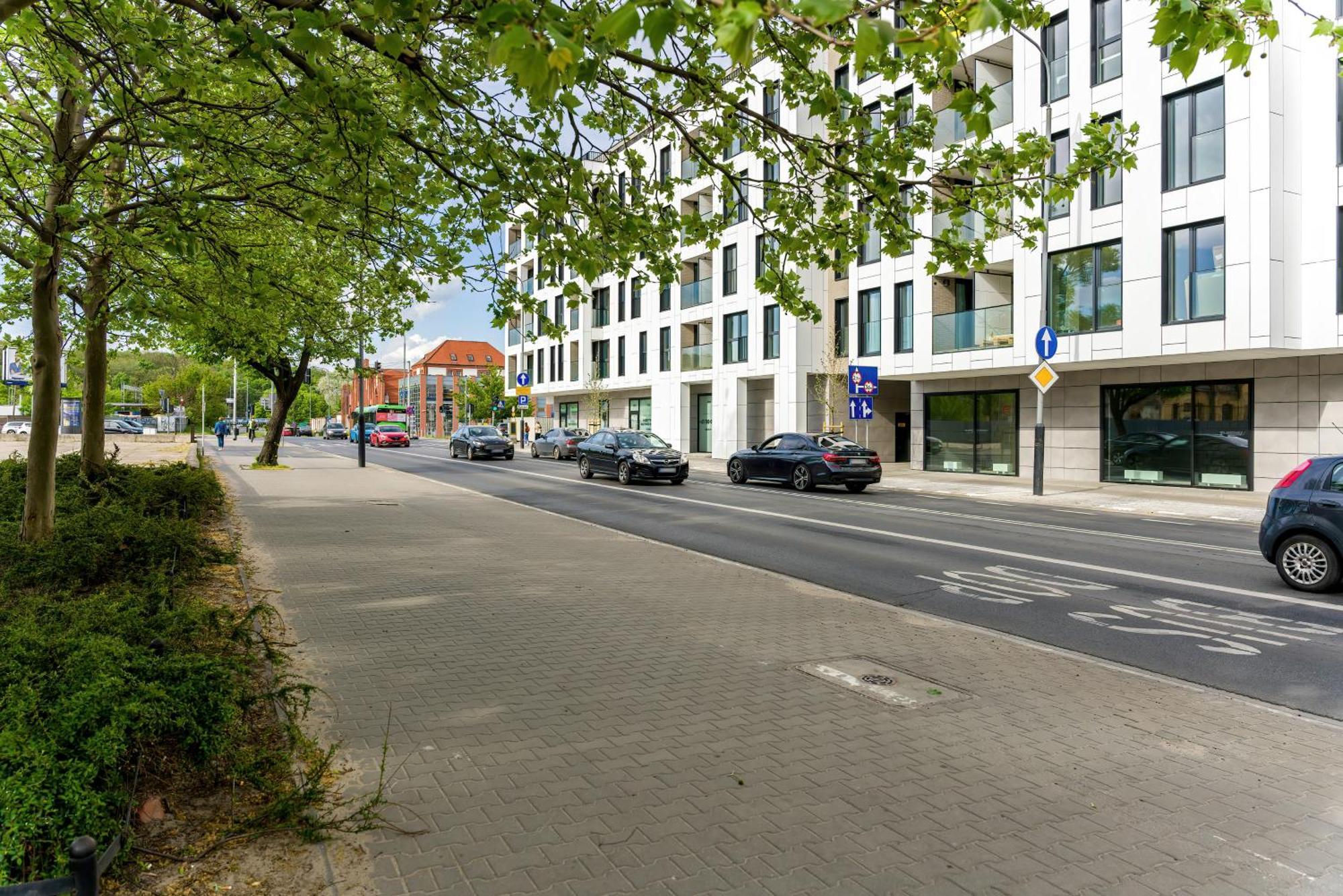 Esencja Apartments With Free Parking Garbary 104 By Noclegi Renters Poznań Exterior foto